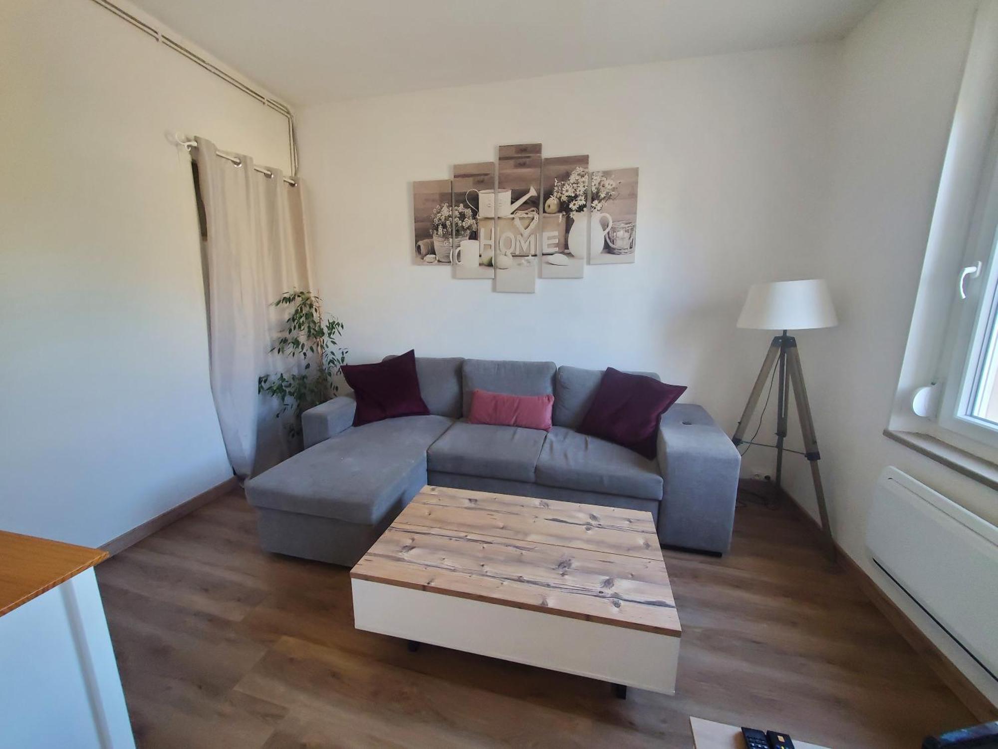 Appartement Lumineux En Centre-Ville Neuves-Maisons Extérieur photo